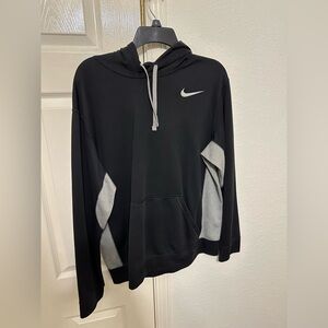 Nike Men's Black and Gray Pullover Hoodie